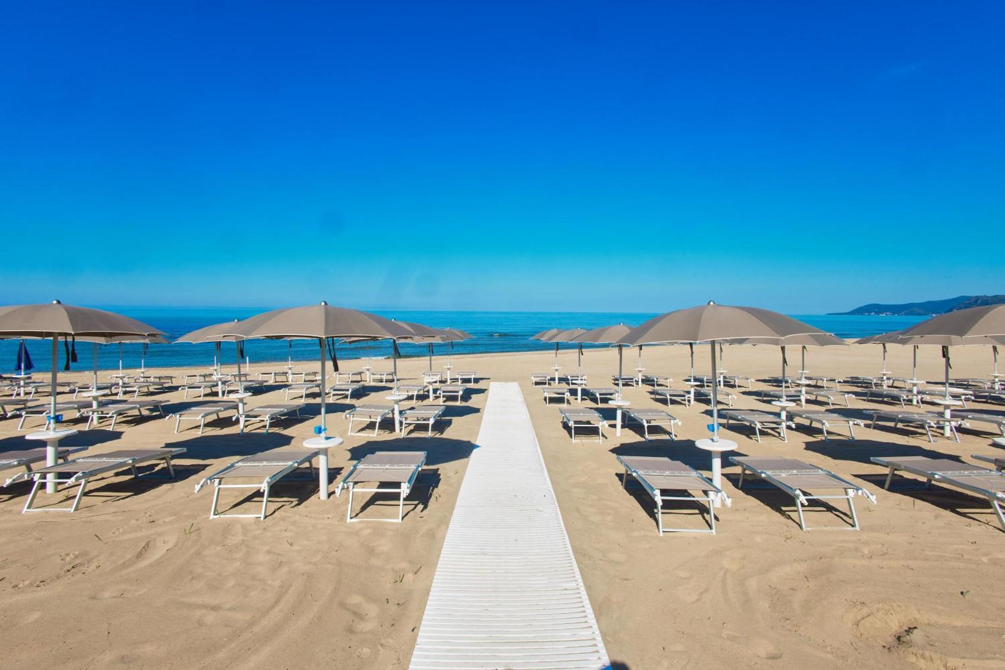 Ancora Resort Acciaroli Buitenkant foto